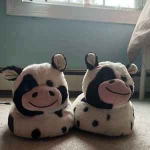 Cute cow slippers